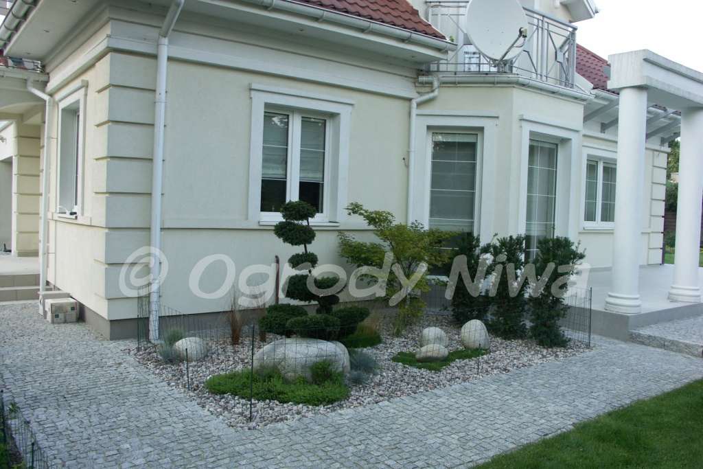 Ogród nowoczesny w Nowej Wsi